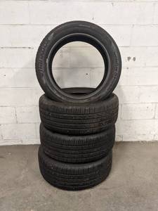 lot 130 image: (Set of 4 Tires) 2017 Hankook Ventus S1 Noble 23550R19