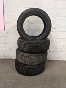 lot 132 image: (Set of 4 Tires) 2010 Bridgestone Blizzak P25555R20