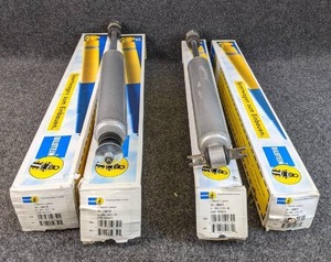 lot 683 image: 2018 Jeep Wrangler Set of (4) Bilstein 5100 Series Shocks - Includes (2) 24-146715 and (2) 24-186872
