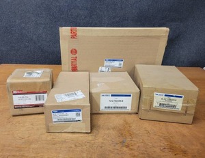 lot 355 image: NOS - Genuine Ford & Motorcraft Parts - Part No. HUB-78-1F2Z-1104-AB, 9L3Z-17D743-AA, F81Z-7C155-AA, 7L1Z-7823395-B and 9L3Z-18808-M