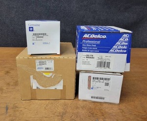 lot 360 image: NOS - Genuine GM Parts - Part No. 13502042, 89059275, 88926293 and 19370142