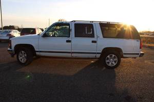 1999 GMC Suburban 1500 Sierra SLE