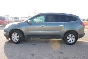 2011 Chevrolet Traverse LT - AWD