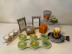 lot 40 image: Home Decor Delights including Candles & Picture Frames