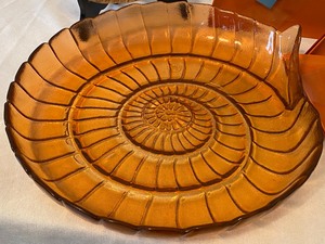 lot 41 image: Fun Serving Items
