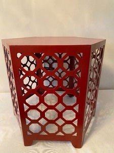 lot 23 image: Fun Red Metal Accent Table