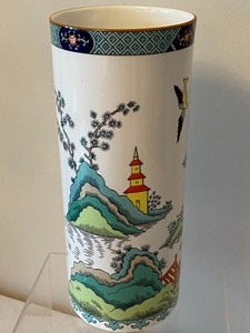 lot 120 image: Chinese Willow Coalport Vase