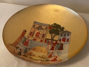 lot 46 image: Large Decorative Platter made in Turkey