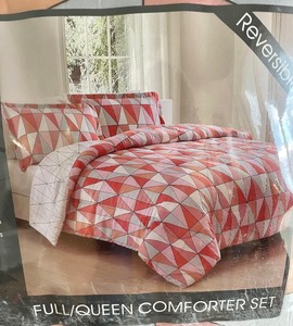 lot 196 image: New FullQueen 3 Piece Reversible Comforter Set from Macys