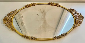 lot 149 image: Mirrored Vanity Tray and Gold Colored Heart Shaped Trinket Box