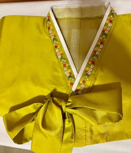 lot 59 image: Silk Korean Jacket