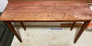 lot 92 image: Accent Table