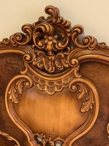 lot 179 image: Beautiful Vintage Carved Headboard
