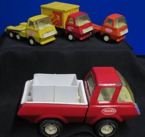 lot 19 image: VINTAGE METAL TONKA TRUCKS