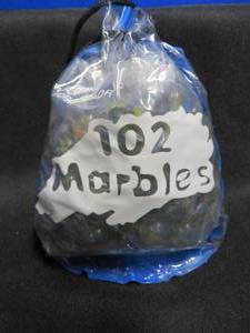 lot 30 image: UNOPENED VINTAGE BAG OF 102 MARBLES