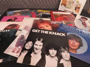 lot 77 image: VINTAGE RECORD ALBUMS
