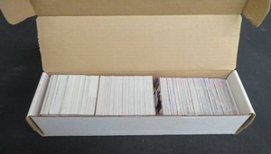 lot 81 image: BASEBALL CARDS
