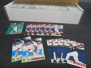 lot 79 image: 1994  STADIUM CLUB BASEBALL CARDS BO JACKSON, BARRY BONDS, DON MATTINGLY