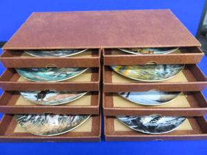 lot 149 image: 8 NUMBERED COLLECTOR PLATES IN SEPARATE DRAWERED CASE