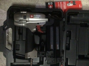Porter-Cable 18-Gauge Pneumatic Brad Nailer Kit