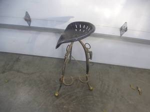 lot 18 image: Antique Implement Seat Stool
