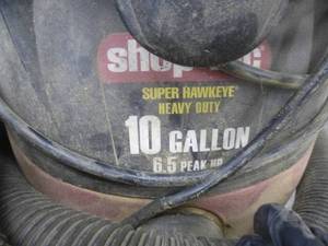 lot 19 image: Shop Vacuum 10 Gallon