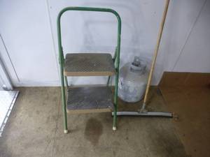 lot 42 image: 2 Step Ladder, Squeegee LP Tank