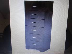 lot 64 image: South Shore 6 Drawer Lingerie Chest...