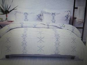 lot 79 image: ienjoy Home Premium Down-Alternativ...