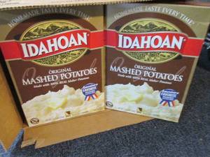 lot 139 image: Case of 12- 13.75 oz Boxes Idahoan ...