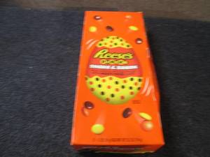 lot 161 image: Box of 21 - 1.2 oz Reeses Pieces S...