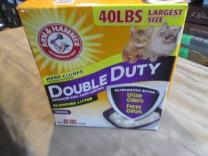 lot 251 image: Arm & Hammer Double Duty Clumping C...