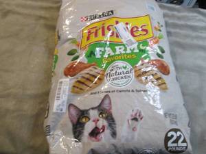 lot 263 image: Friskies Farm Favorites Cat Food...