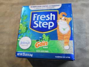 lot 278 image: 20 lb Fresh Step Clumping Cat Litte...