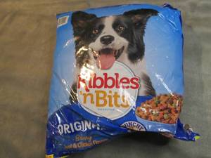 lot 282 image: Kibbles n Bits...