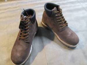 lot 293 image: Chinook Worker Boots Mens Size 8 N...