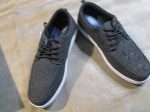 lot 295 image: Island Surf Fom Zion Shoes Mens Sh...