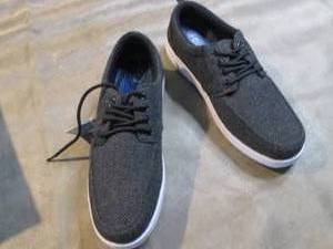 lot 297 image: Island Surf Fom Zion Shoes Mens Sh...