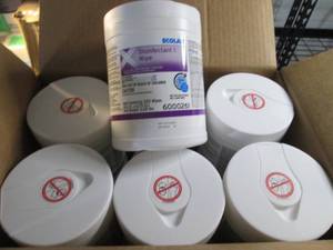 lot 399 image: Case of 12 - 220ct Canisters Ecolab...