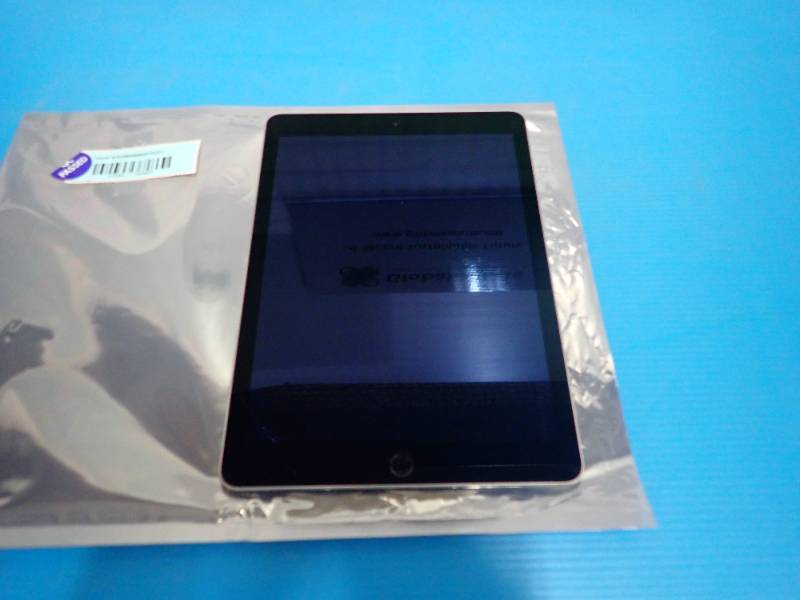 Apple&nbspiPad Air 2nd Gen A1566 16GB