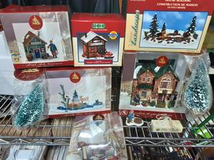 Porcelain Log House, Fish Houses, Deer & Other Accessories