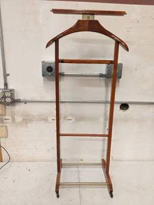lot 18 image: Italian Art Deco Gentlemans Floor Standing Suit Hanger by Brevettato (Valued $680)