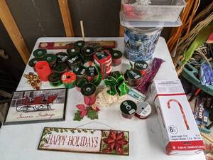 lot 540 image: Christmas Decor Lot Signs, Ribbon, Candy Cane Path Marker, and More