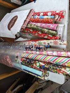 lot 555 image: Eclectic Christmas Paper Lot