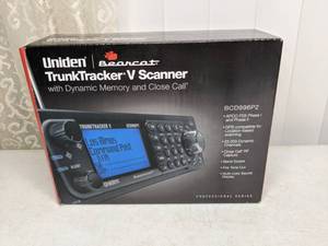 lot 505 image: Uniden BCD996P2 Digital Mobile TrunkTracker V Scanner