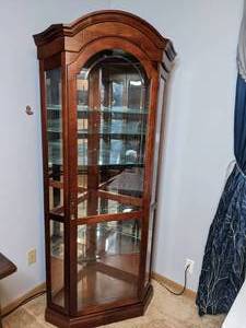 lot 497 image: Jaw-Dropping Wooden Corner Curio Cabinet