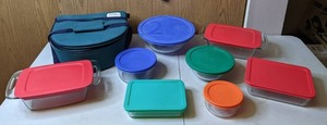 lot 516 image: Lot of 9 Glass Food Storage Dishes with Lids-Various Sizes