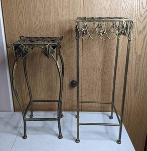 lot 461 image: Lot of 2 Copper Colored Plant Stands