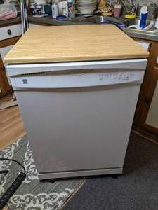 lot 2 image: Portable Dishwasher