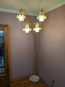 lot 16 image: French Gold 4-Arch Floor Lamp